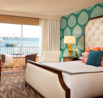 Kona Kai Resort & Spa Guestroom