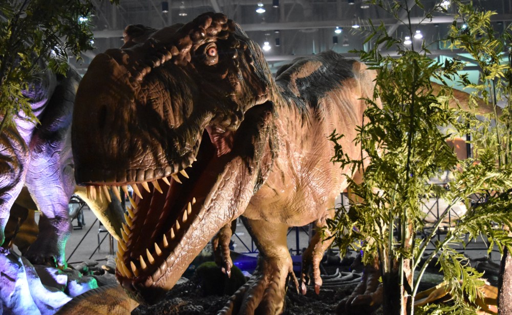 Dinosaurs invading Sioux City, April 8-10