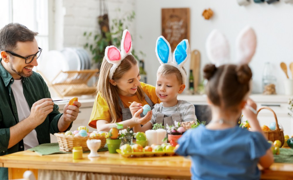 Simple Chocolate-Free Easter Basket Stuffers