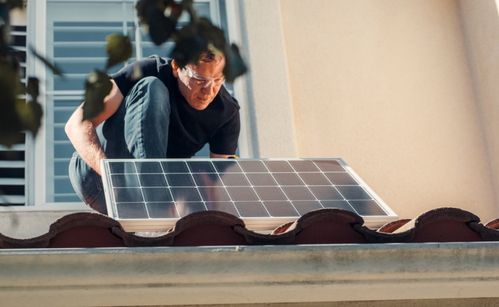 7 Reasons to Invest in Solar Panel Installation in 2023