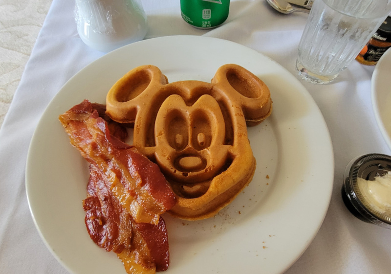 Tips for Saving Money at Walt Disney World - Meals and Dining